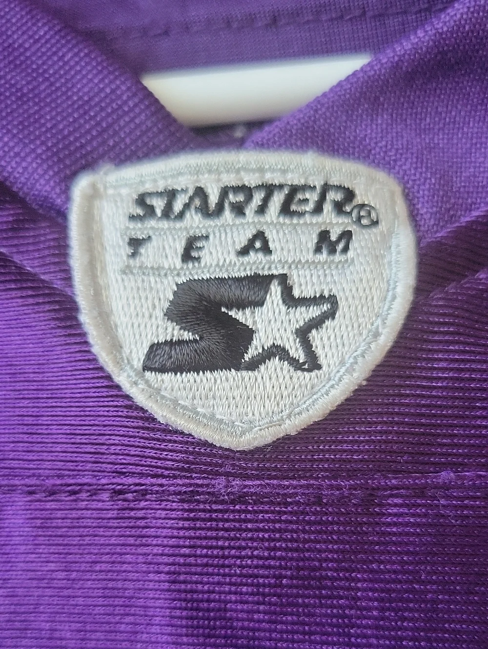 Youth Huskeys Jersery.  Starter Brand Size 12/14